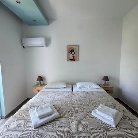 B&B Delfini Pearl Stegna