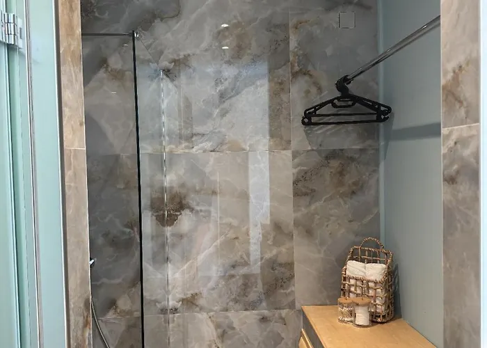 B&B Delfini Pearl Stegna