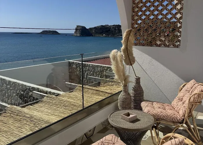 Delfini Pearl Stegna 3*